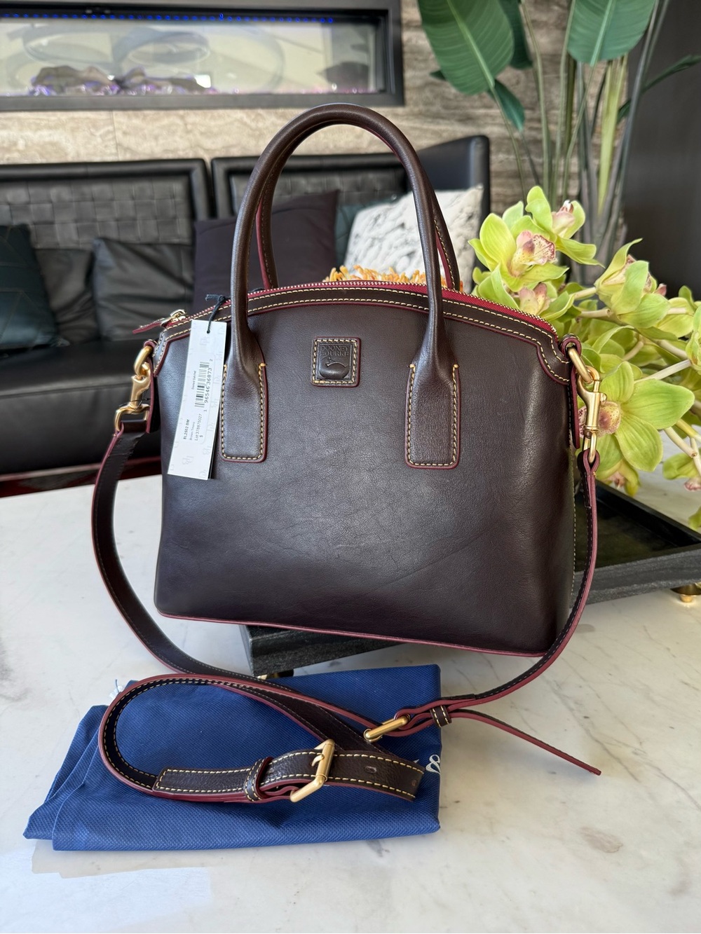 New Dooney & Bourke Florentine Domed Satchel Italian Vacchetta Leather - Picture 15 of 16